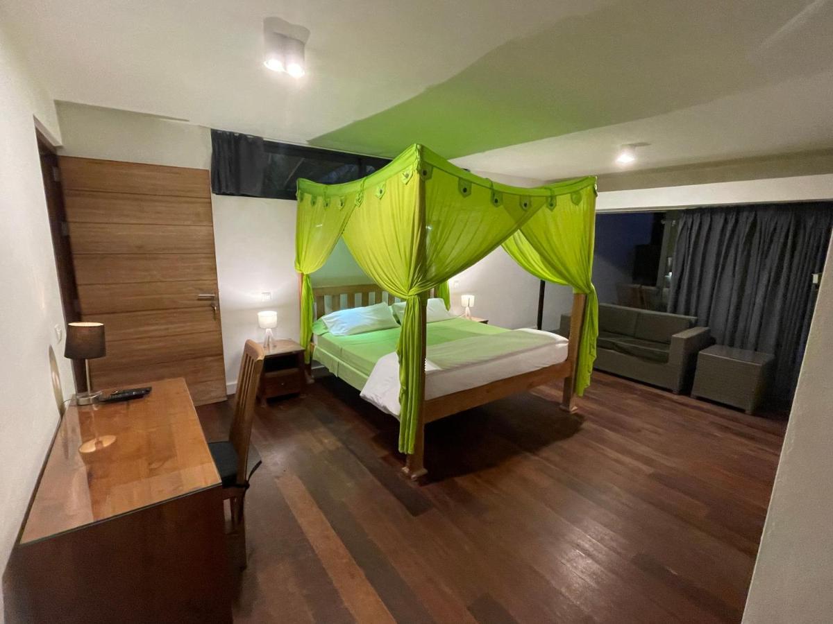 Villa La Laguna ลาคาเรส ภายนอก รูปภาพ